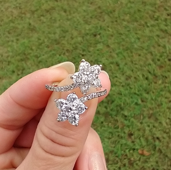 925 Silver Double Flower Ring - Picture 3 of 13